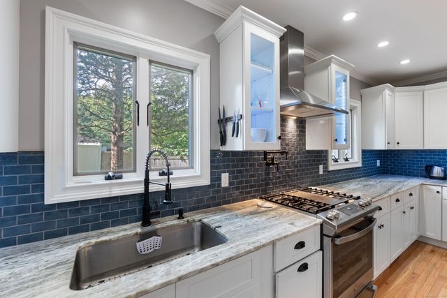 15 Flak Lane, New Fairfield, CT 06812