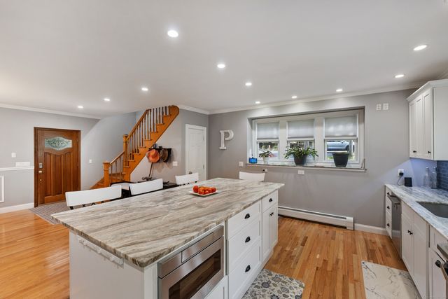 15 Flak Lane, New Fairfield, CT 06812