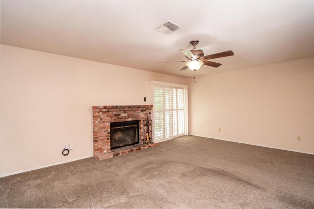 3264 Heights Dr, Cameron Park, CA 95682