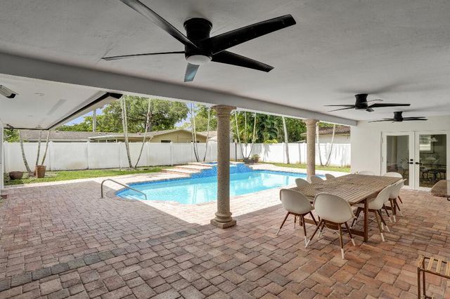 4900 N 36th Street, Hollywood, FL 33021