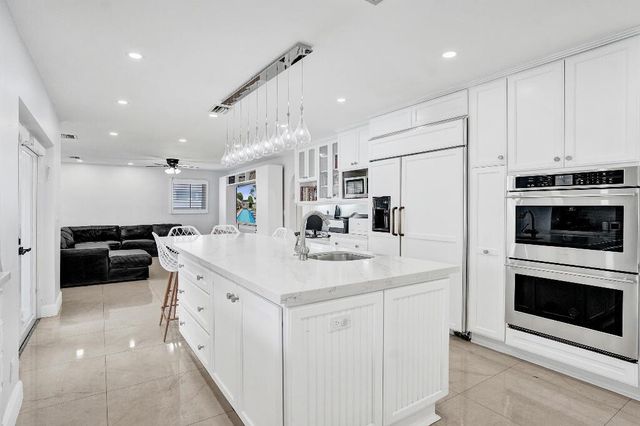 4900 N 36th Street, Hollywood, FL 33021