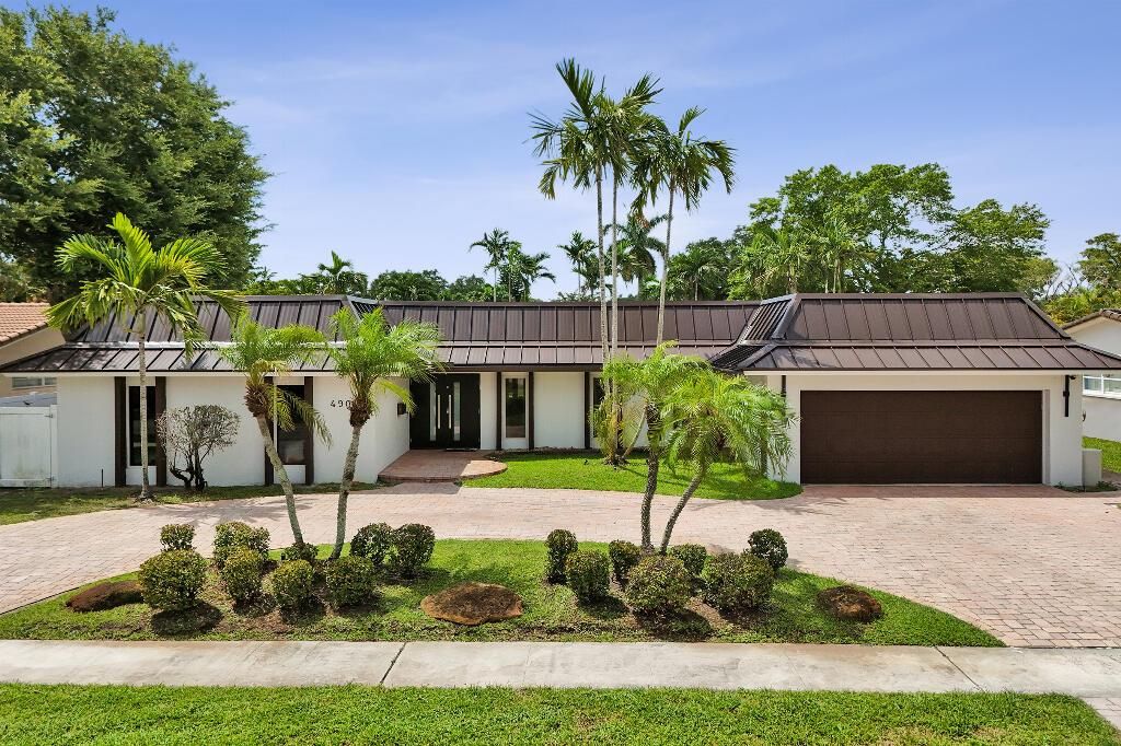 4900 N 36th Street, Hollywood, FL 33021