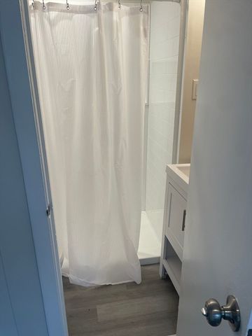 8 Lothrop Street 3, Salem, MA 01970