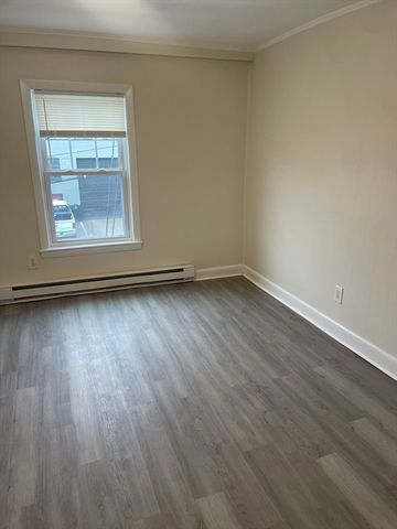 8 Lothrop Street 3, Salem, MA 01970