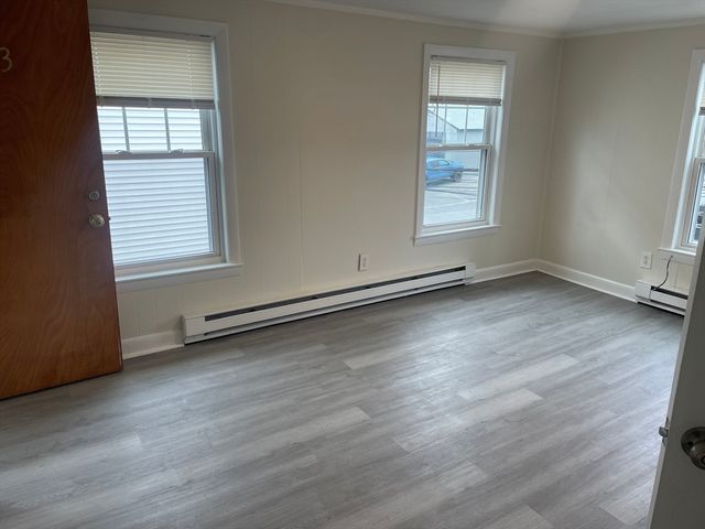 8 Lothrop Street 3, Salem, MA 01970