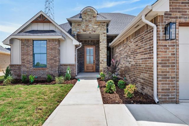 9508 Sultans Water Way, Yukon, OK 73099