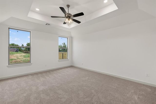 9508 Sultans Water Way, Yukon, OK 73099