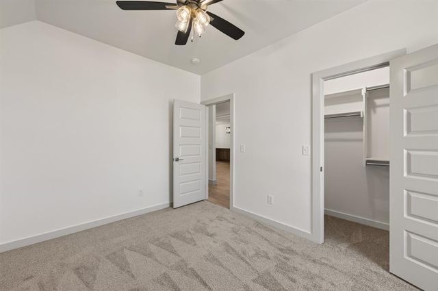 9508 Sultans Water Way, Yukon, OK 73099