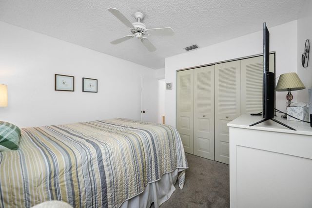 3886 40TH AVENUE W, Bradenton, FL 34205