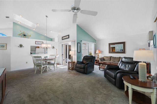 3886 40TH AVENUE W, Bradenton, FL 34205