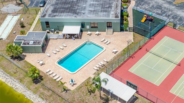 3886 40TH AVENUE W, Bradenton, FL 34205