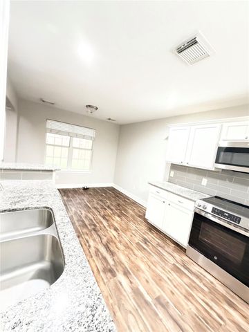 9110 Grandview Park Drive, Spring, TX 77379