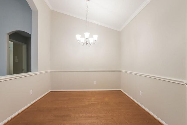 30 Shimmer Pond Place, Conroe, TX 77385