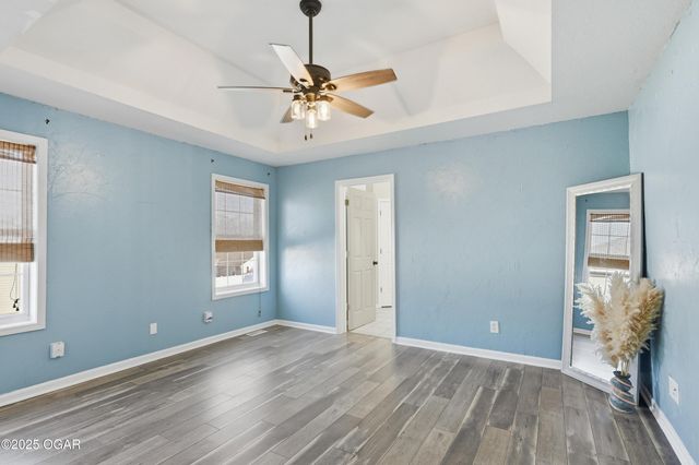 1328 Sunrise Drive, Carthage, MO 64836