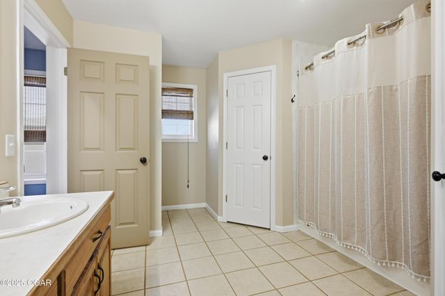 1328 Sunrise Drive, Carthage, MO 64836