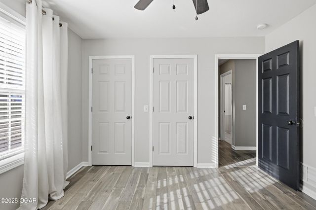 1328 Sunrise Drive, Carthage, MO 64836