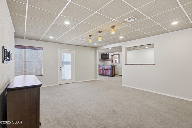 1328 Sunrise Drive, Carthage, MO 64836