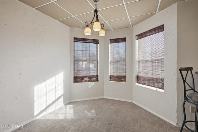 1328 Sunrise Drive, Carthage, MO 64836