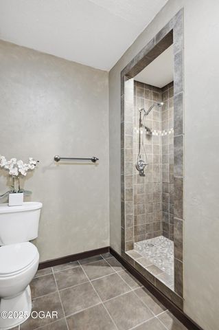 1328 Sunrise Drive, Carthage, MO 64836