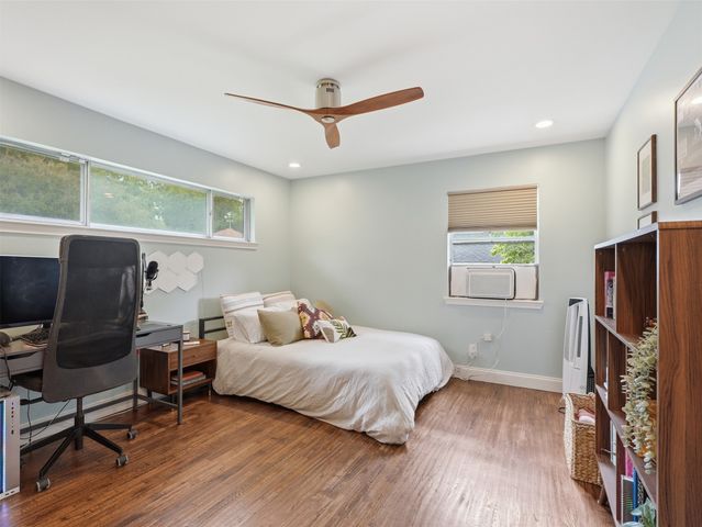 814 Westmount Avenue, Dallas, TX 75211
