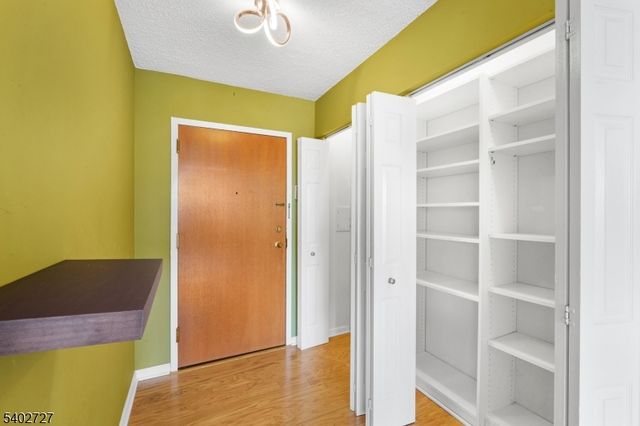 300 Main St 811, Little Falls Twp., NJ 07424