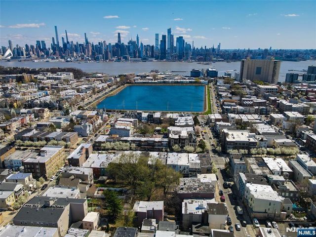 414 Monastery Place, Union City, NJ 07087