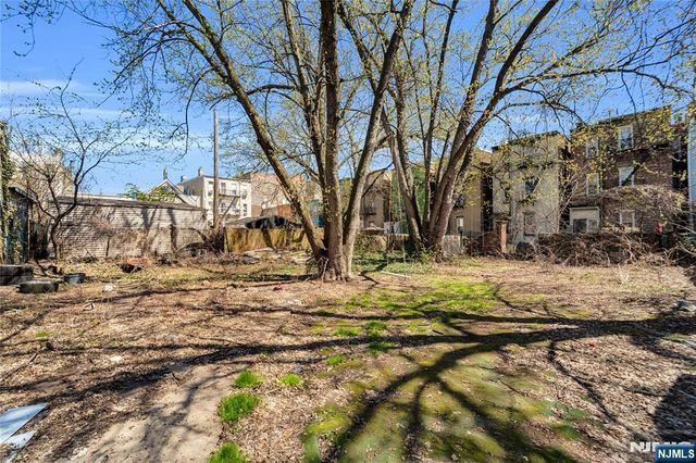 414 Monastery Place, Union City, NJ 07087