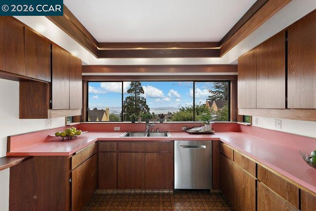 840 Hilldale Ave., Berkeley, CA 94708