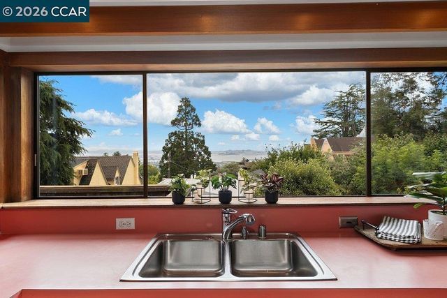 840 Hilldale Ave., Berkeley, CA 94708
