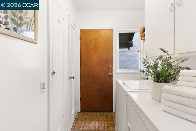 840 Hilldale Ave., Berkeley, CA 94708