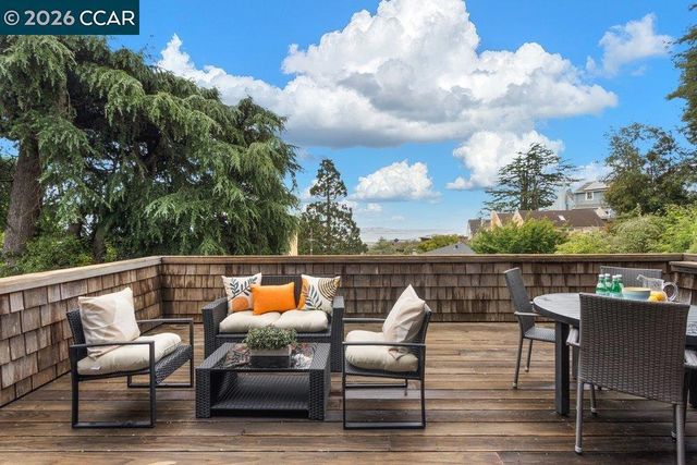 840 Hilldale Ave., Berkeley, CA 94708