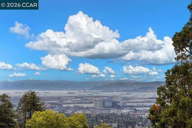 840 Hilldale Ave., Berkeley, CA 94708
