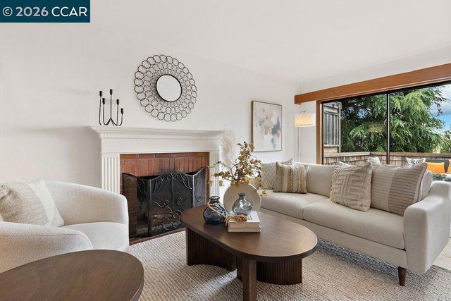 840 Hilldale Ave., Berkeley, CA 94708