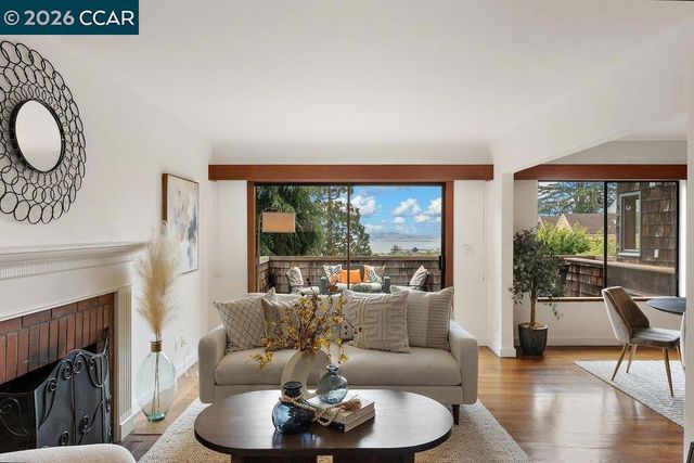 840 Hilldale Ave., Berkeley, CA 94708