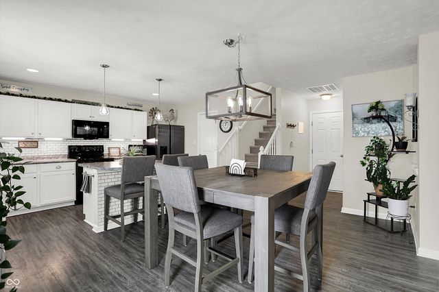 2061 Beacon Court, Columbus, IN 47201