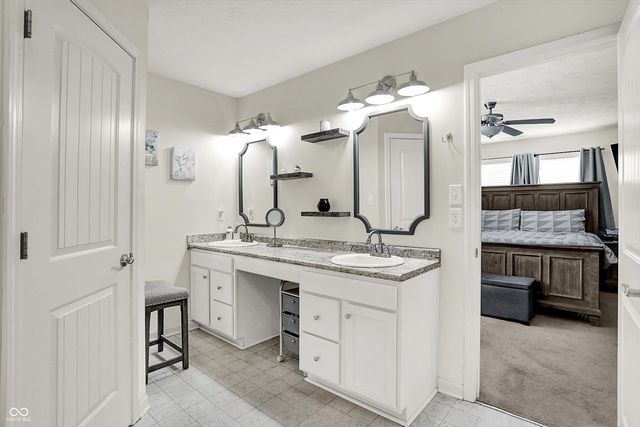 2061 Beacon Court, Columbus, IN 47201