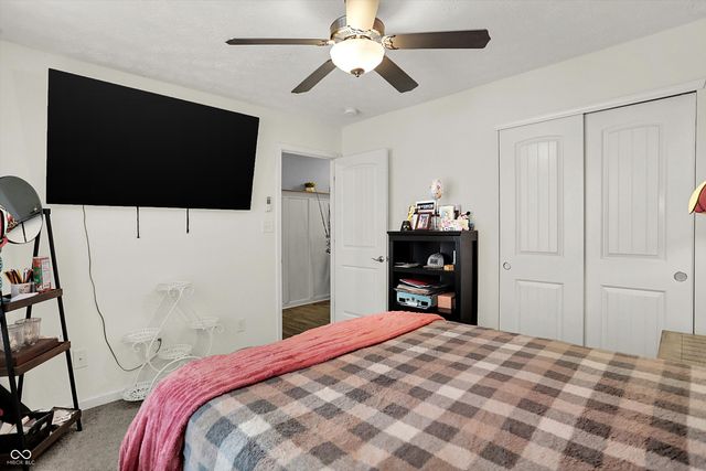 2061 Beacon Court, Columbus, IN 47201