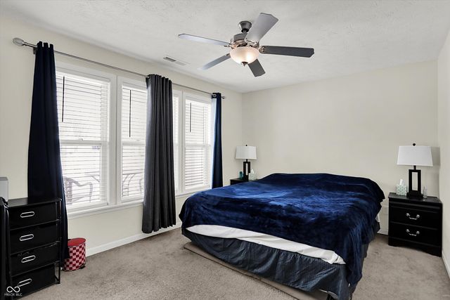 2061 Beacon Court, Columbus, IN 47201