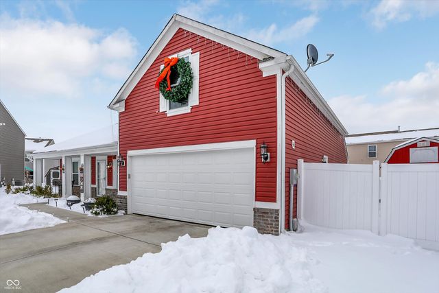 2061 Beacon Court, Columbus, IN 47201