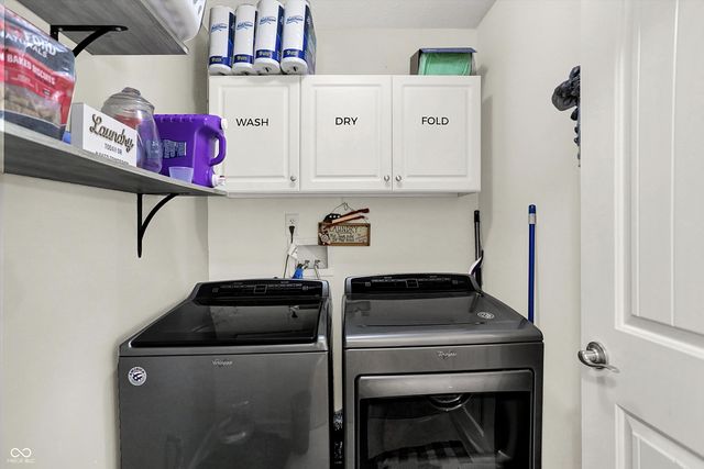 2061 Beacon Court, Columbus, IN 47201