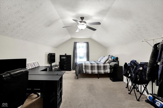 2061 Beacon Court, Columbus, IN 47201