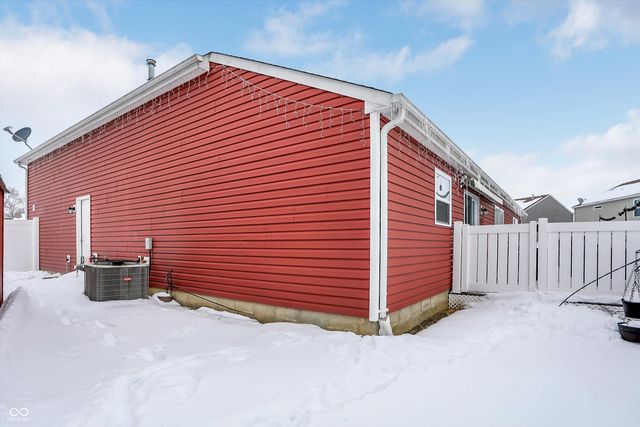 2061 Beacon Court, Columbus, IN 47201