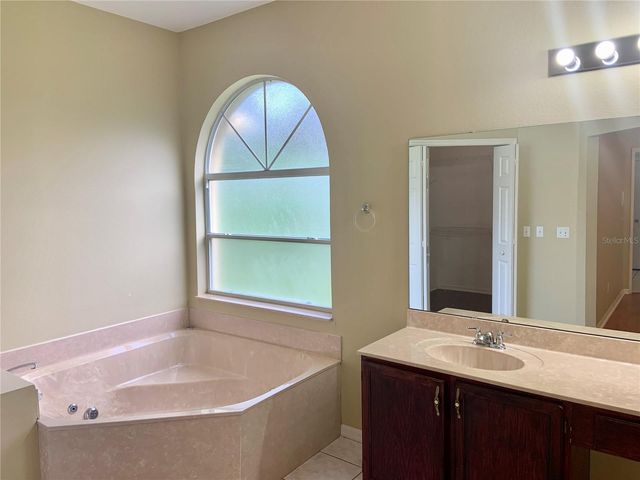 3878 KINGSTON OAKS COVE, Oviedo, FL 32765