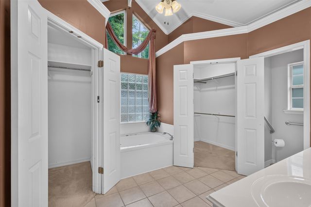 908 Mobile Court, Shreveport, LA 71115