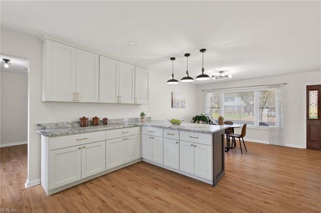 609 Abbey DR, Virginia Beach, VA 23455