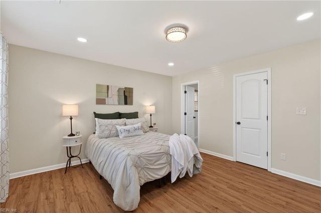 609 Abbey DR, Virginia Beach, VA 23455