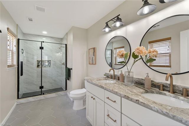 609 Abbey DR, Virginia Beach, VA 23455