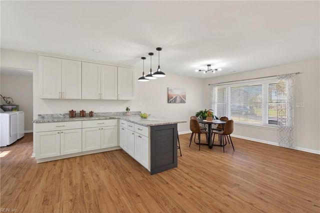 609 Abbey DR, Virginia Beach, VA 23455