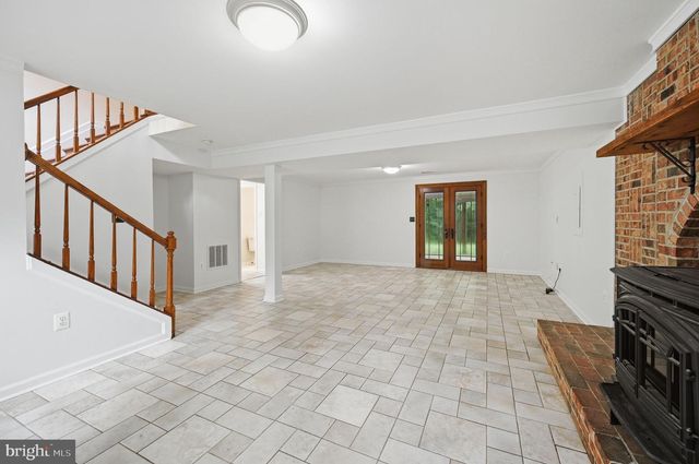 8915 HELEN ST, Manassas, VA 20112