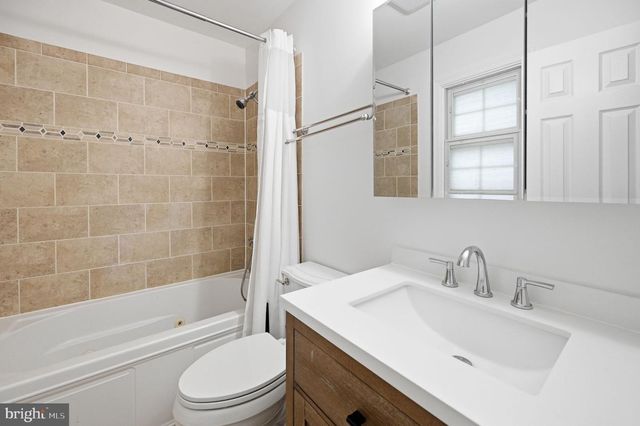 8915 HELEN ST, Manassas, VA 20112